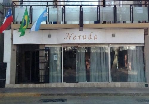 Hotel Neruda