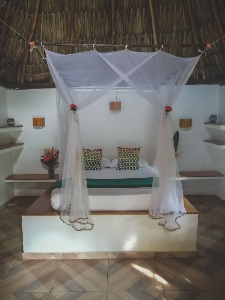 Primaluna Beach Hostel