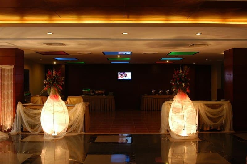 Rauf Tower Hotel