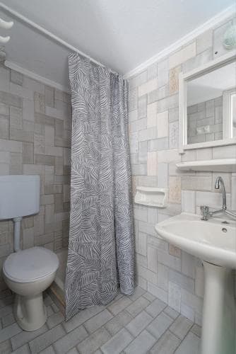 Renata Mare Apartments
