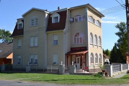 Nosztalgia Hotel