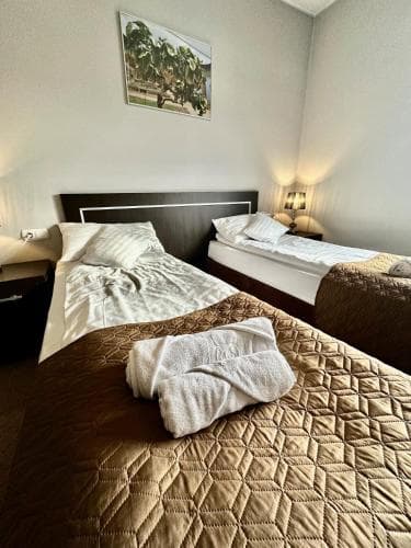 Hotel Pod Debami