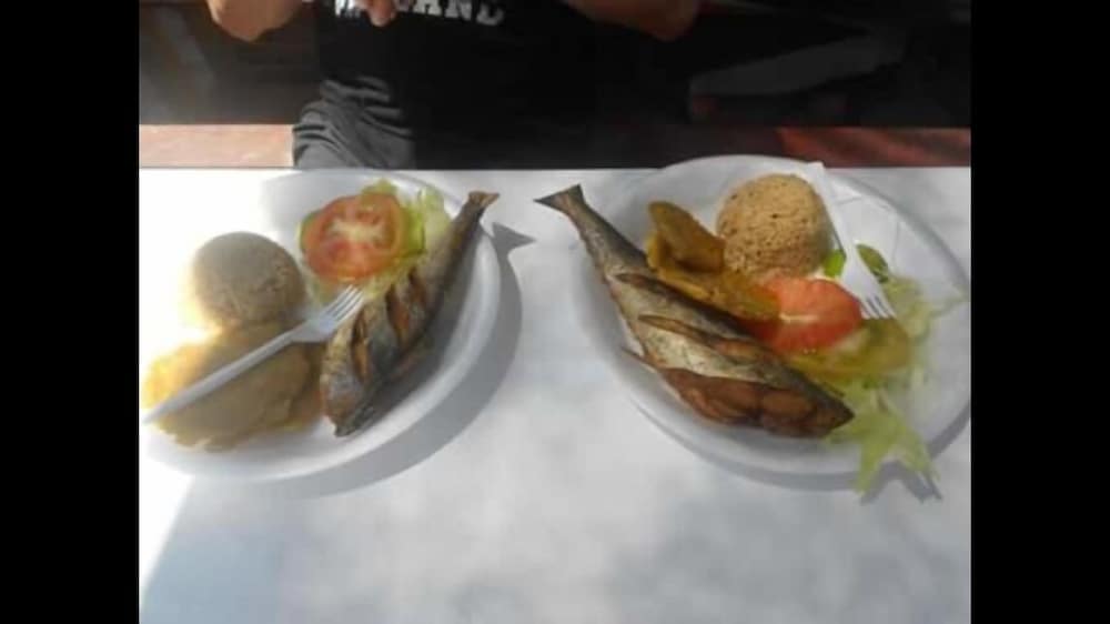 Hostal Lele Beach