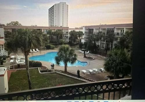 Biloxi Beach Condo-B