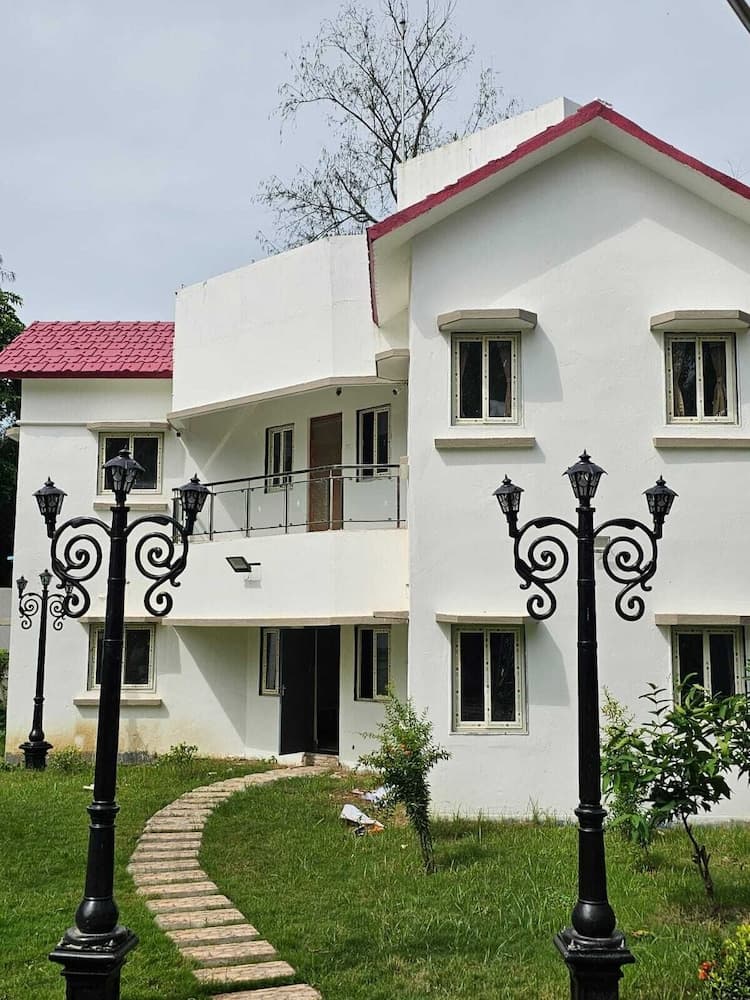 Jowar Hoter & Resort