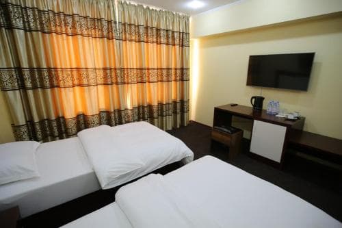 Kausar Hotel