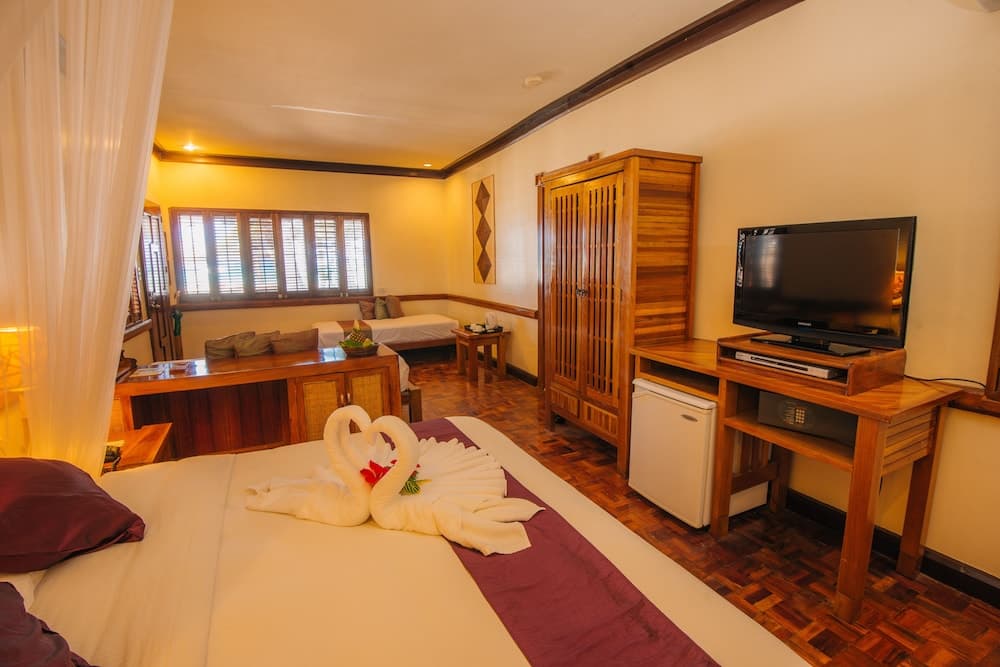 Fridays Boracay Resort