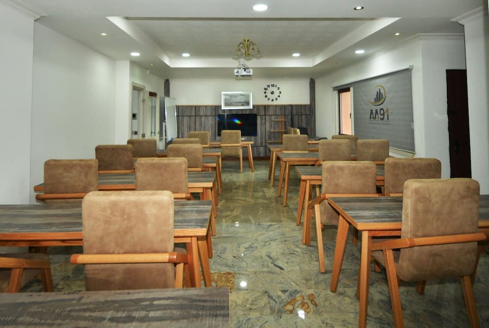 Alphaplus Apartments