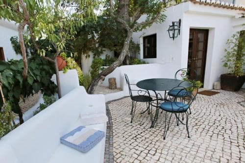 Uma Casa A Beira Sol