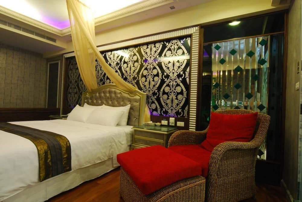 Mucha Motel