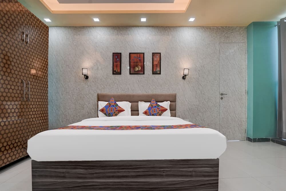 FabHotel Sky