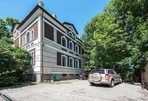 Whippet House