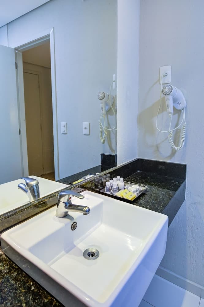 Viale Tower Hotel