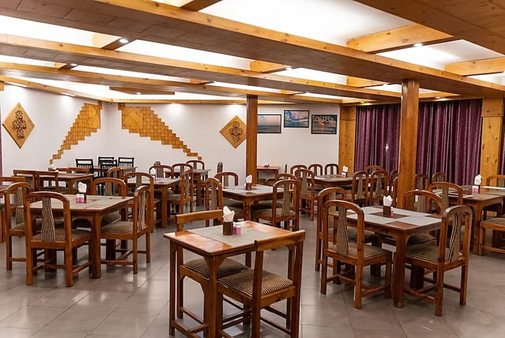 OYO Premium Log Huts