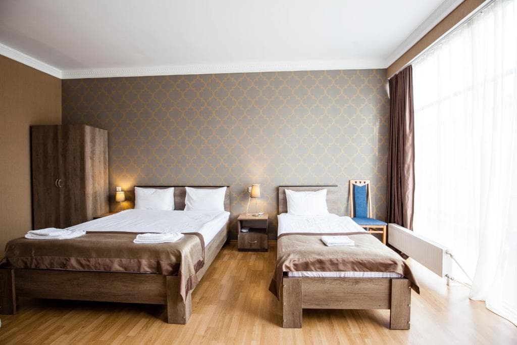 Hotel Almi