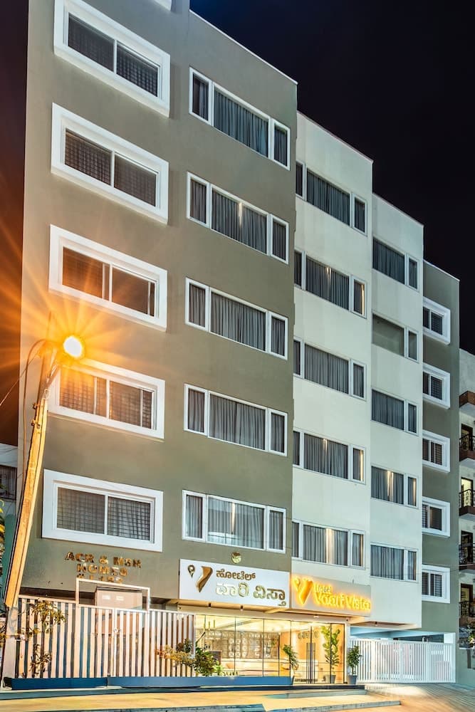 Hotel Vaari Vista
