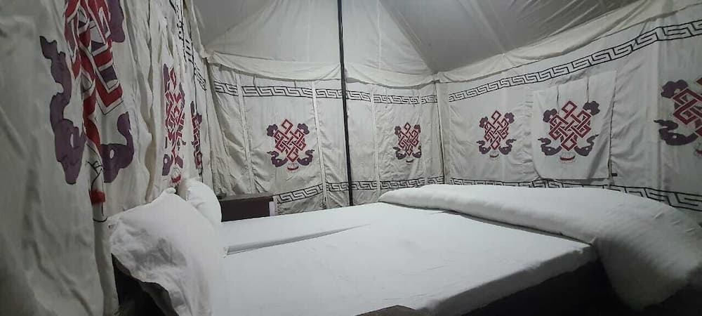 Tongspon Camp
