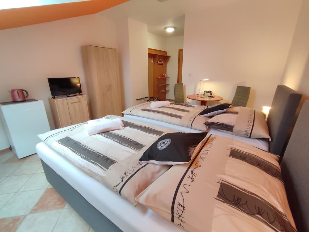Hotel 28