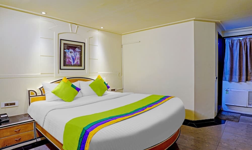 Treebo Trend Indiana Classic Lalkothi