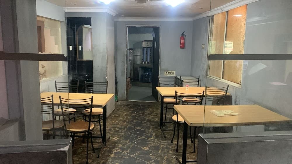 Rajshree Hotel