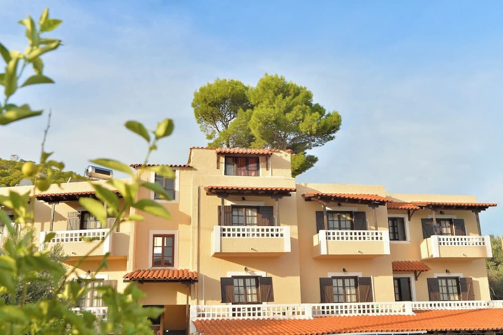 Vasilaras Hotel