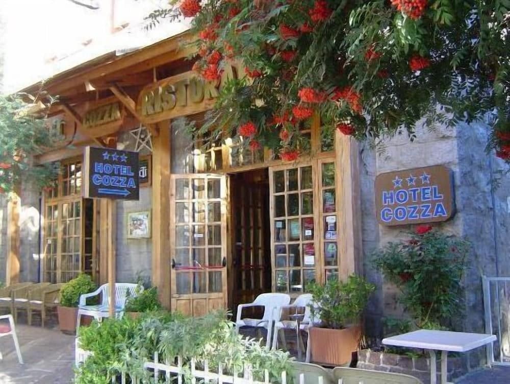 Hotel Cozza