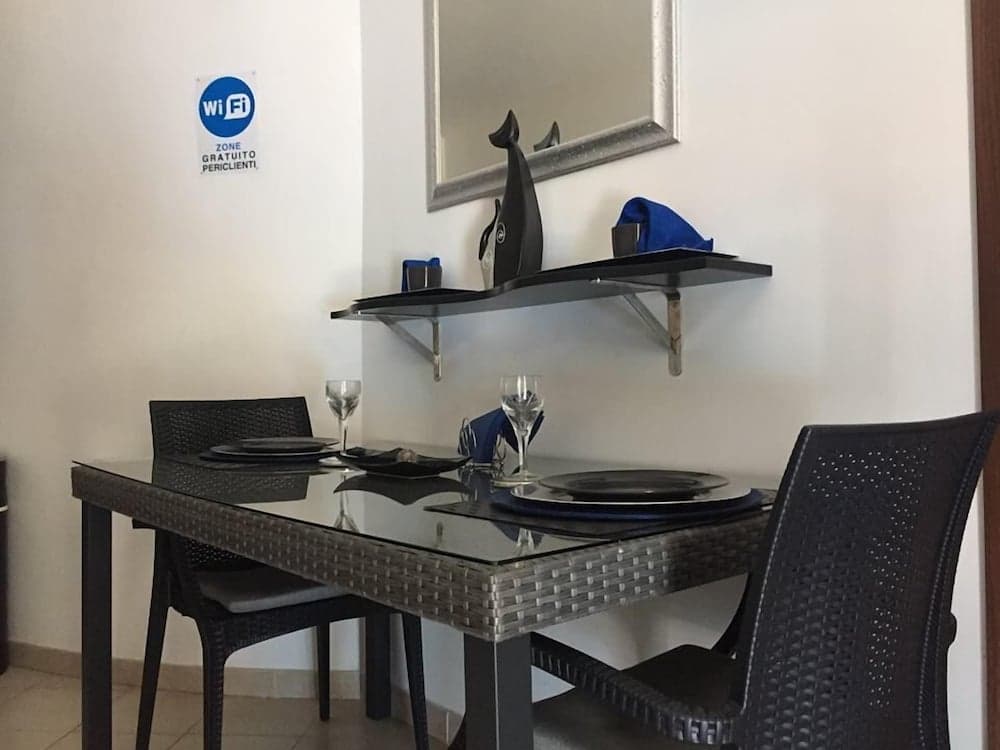Blu House Bed & Breakfast