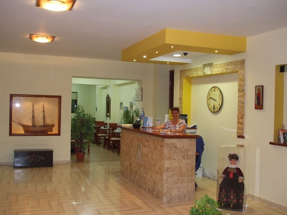 Denise Hotel