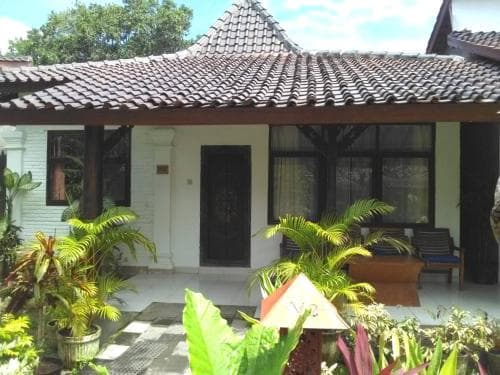 Gazebo Beach Hotel