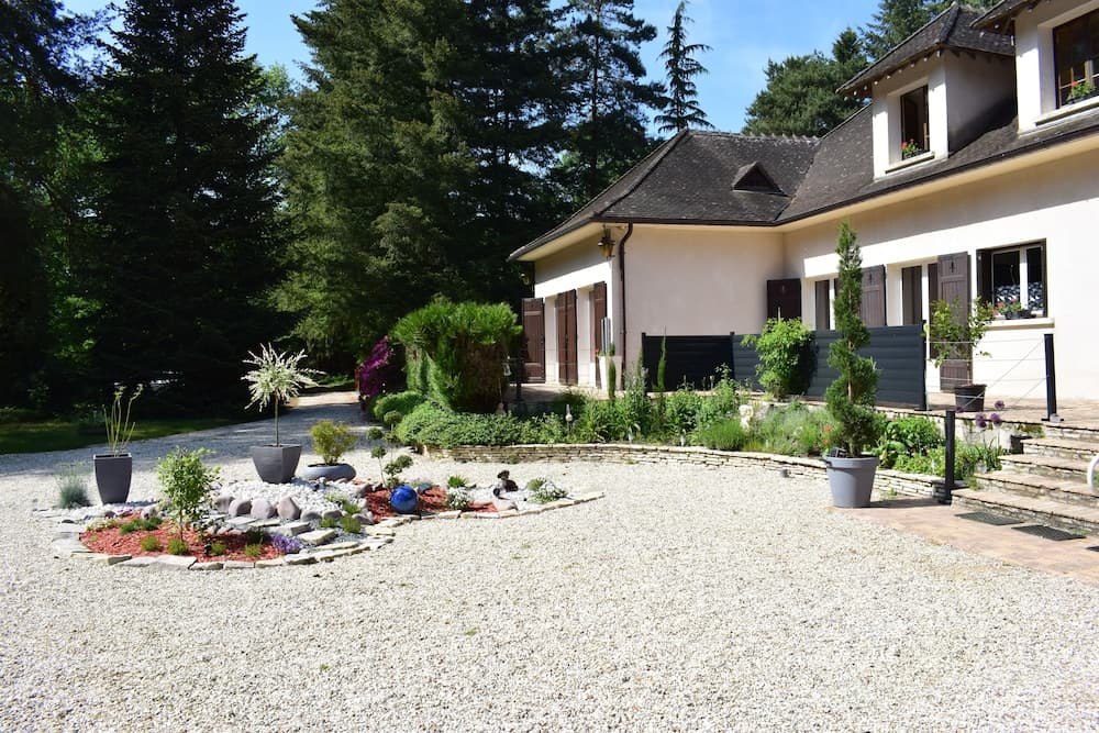 Les Genebruyeres
