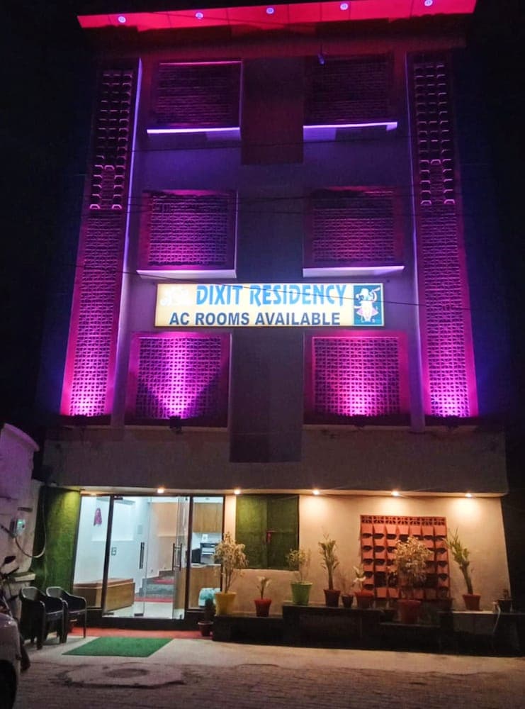 Hotel Dixit Residency Vrindavan