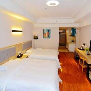Ailuo Concept Hotel