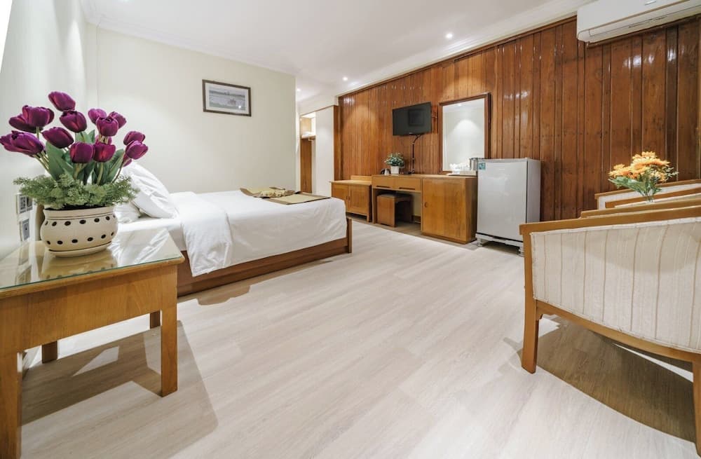 Pacific Hotel