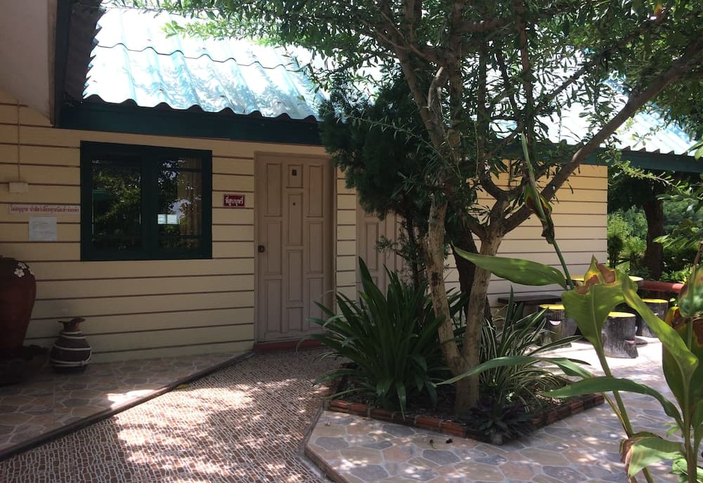 Mookda Budsara Resort