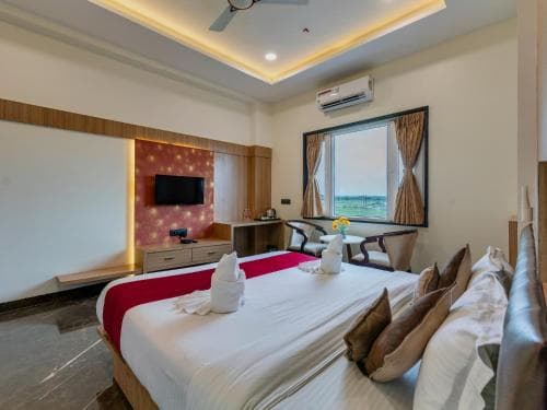 Hotel Chandradeep Regency
