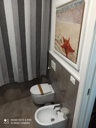 B&B Vanity