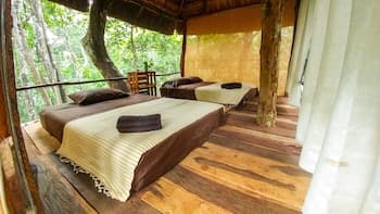 Casa Aztlan