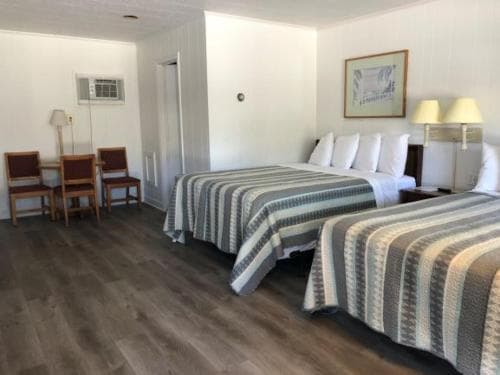 Swell Motel