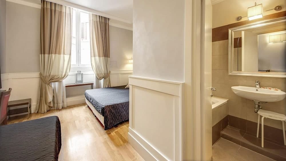939 Hotel