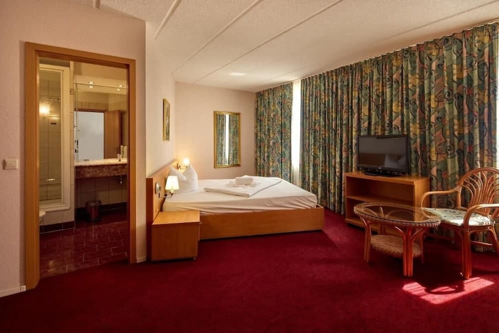 AXXON Hotel