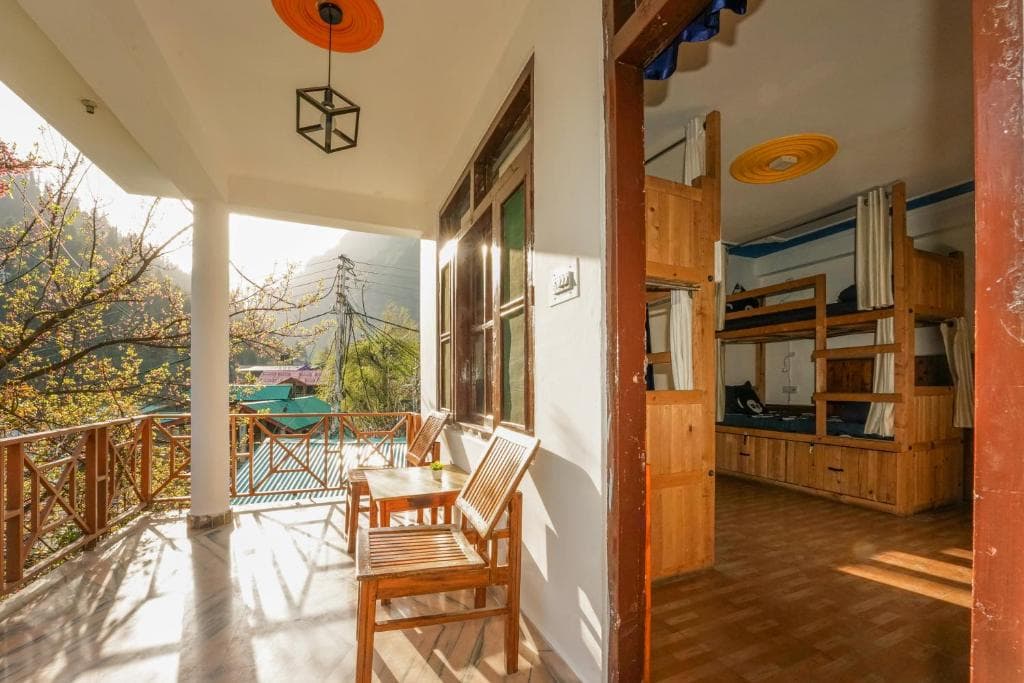 Hippie Panda Hostel