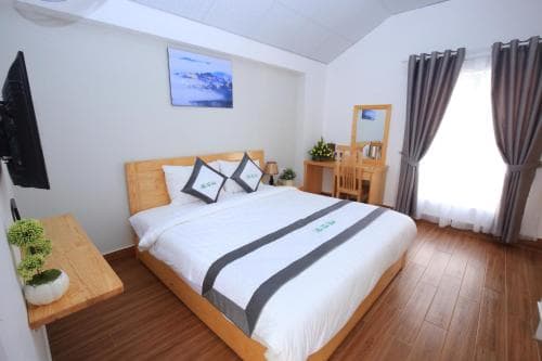 Moc Trà Hotel