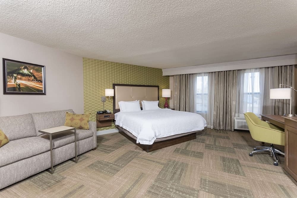 Hampton Inn MT Pleasant