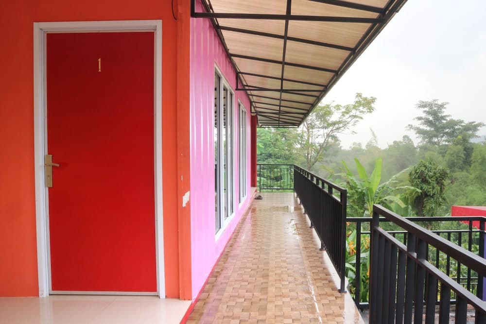 Container Inn Hotel