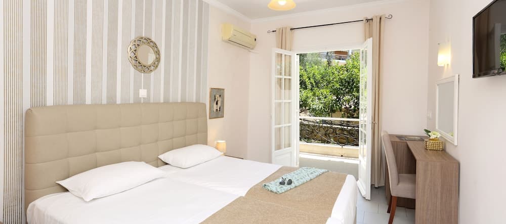 Nefeli Hotel
