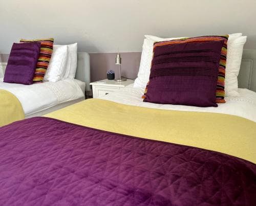 Priors Oak B & B