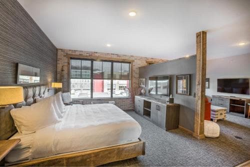 Hotel Crosby
