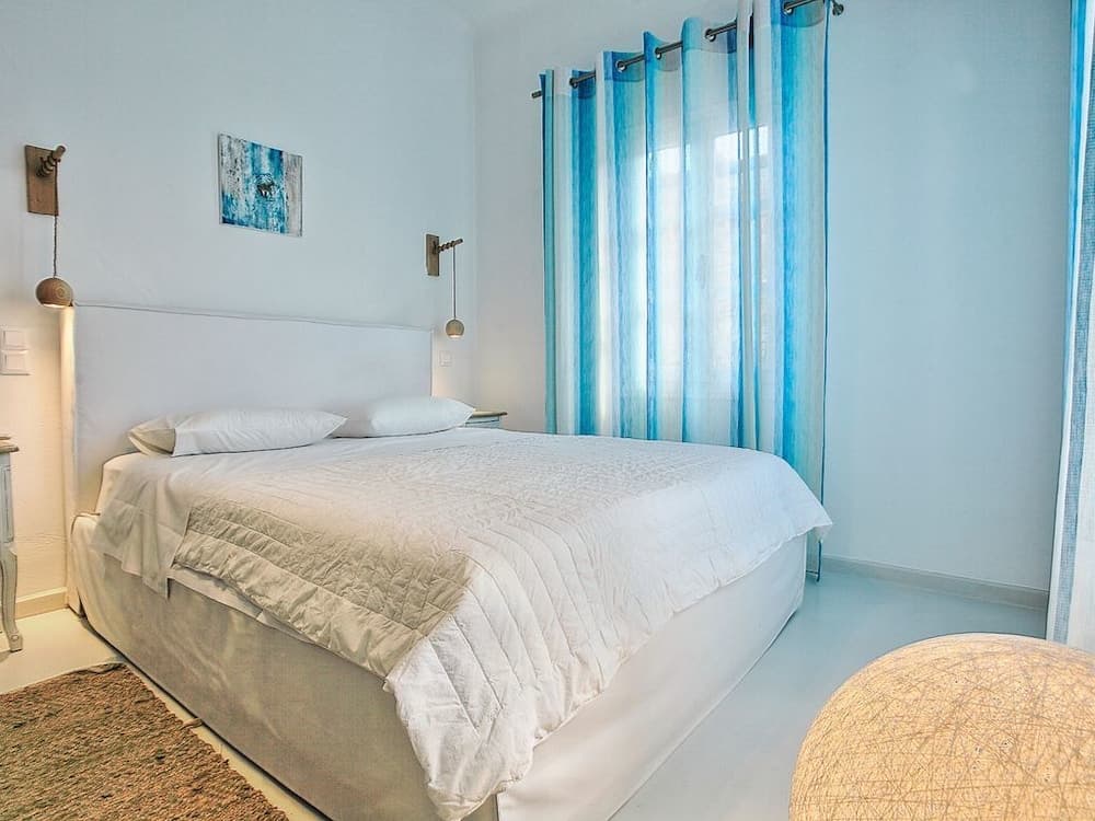 Maganos Apartments