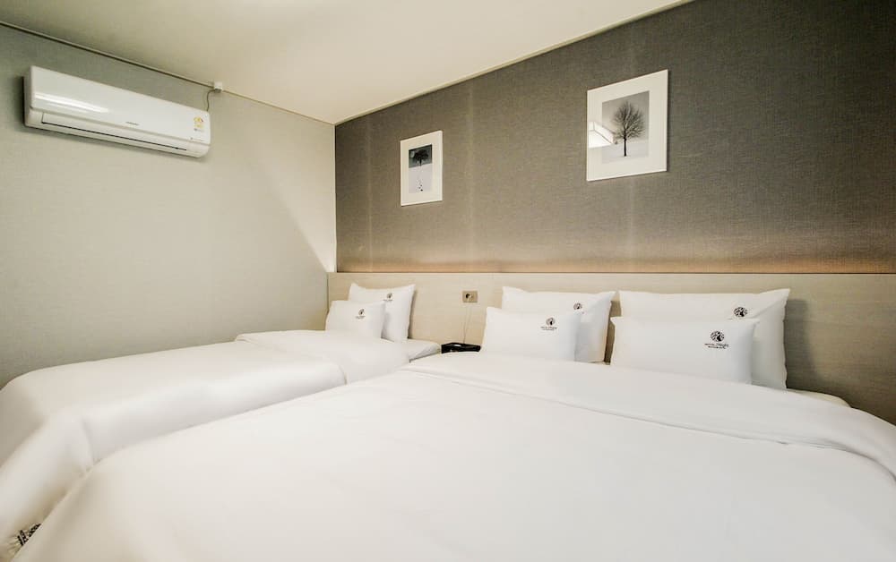 2Night Hotel
