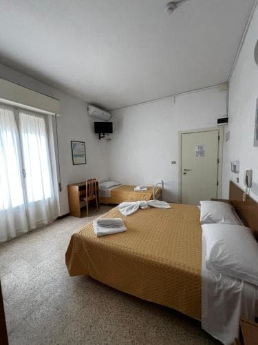 Hotel Till